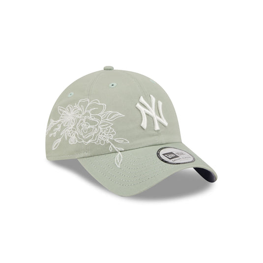 New York Yankees Stitched Flowers Casual Classic Adjustable Hat - New Era Cap