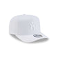 New York Yankees Basic Optic White 9FIFTY A-Frame Snapback Hat