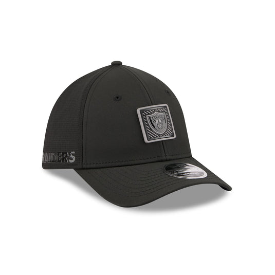 Las Vegas Raiders 2026 Training Black 39THIRTY M-Crown Stretch-Fit Hat - New Era Cap