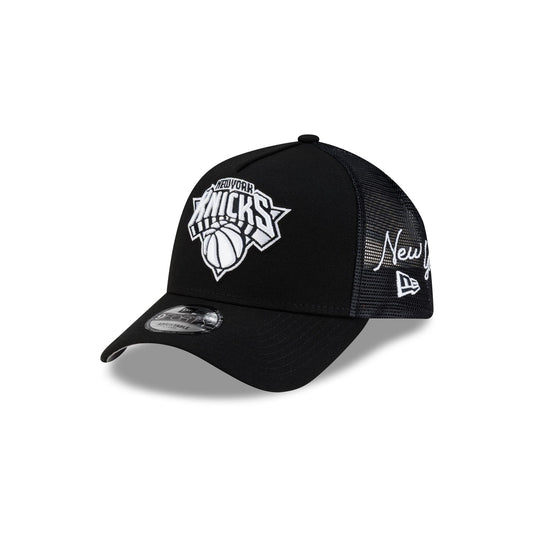 New York Knicks Side Script Black 9FORTY A-Frame Trucker Hat - New Era Cap