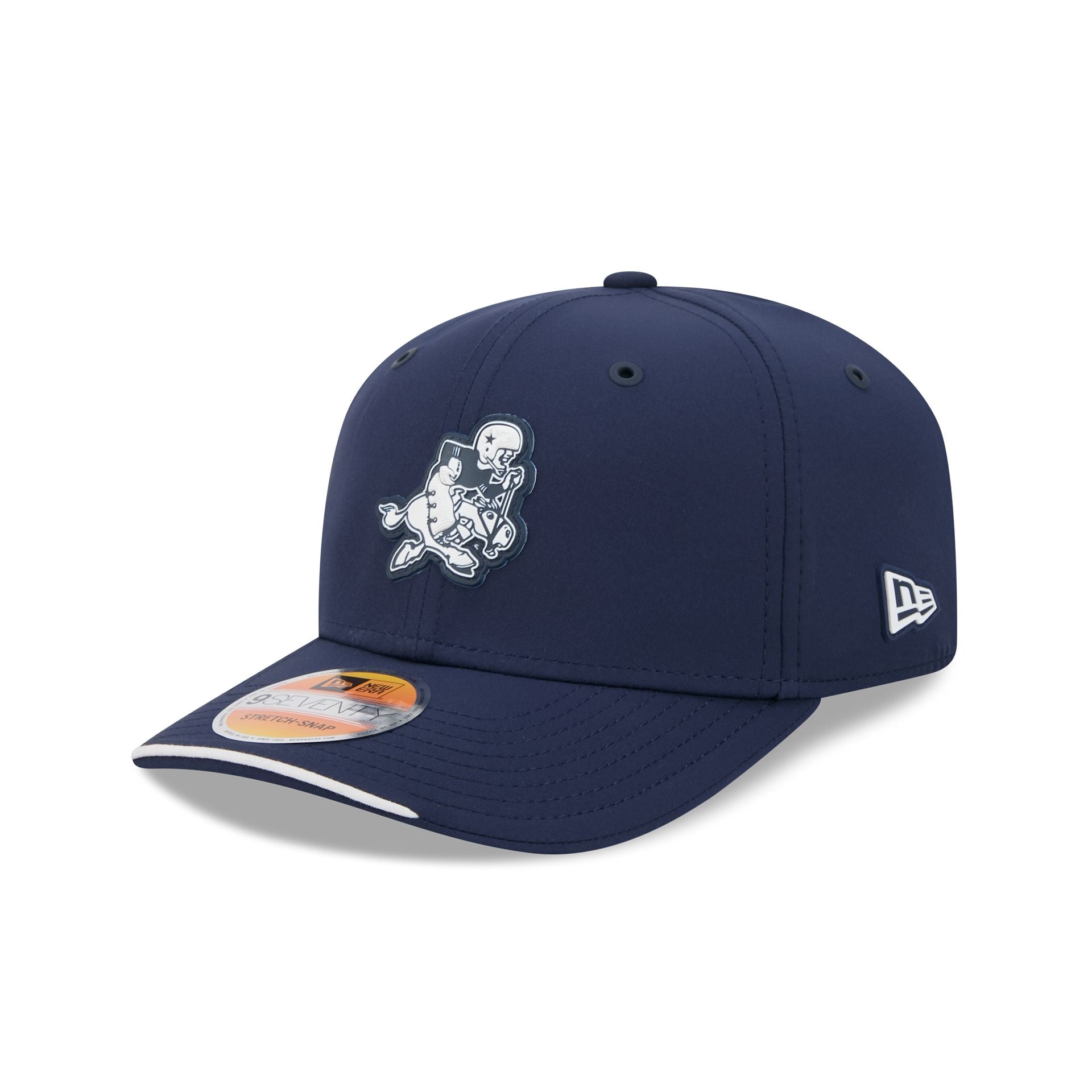 Dallas Cowboys 2026 Sideline Historic 9SEVENTY Stretch-Snap Hat