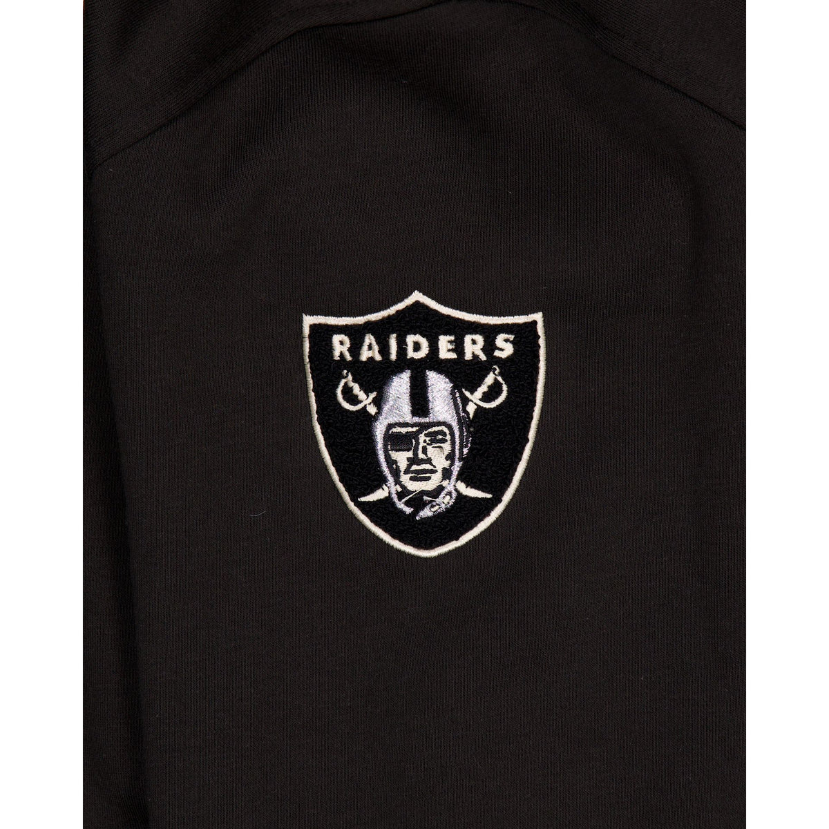 Las Vegas Raiders Throwback Boucle Black Crewneck