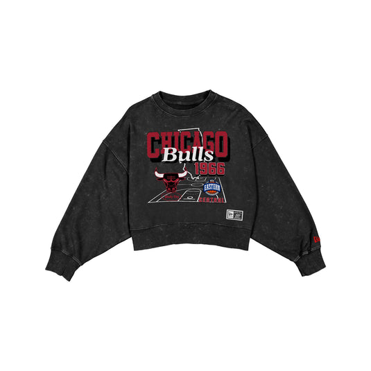 Chicago Bulls Women's Throwback Cropped Washed Crewneck