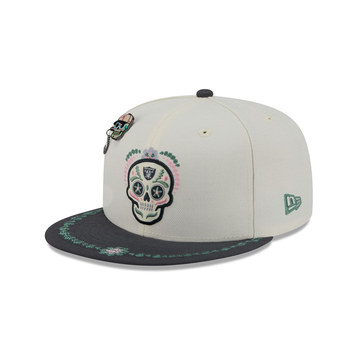 Las Vegas Raiders Day of the Dead Chrome White 59FIFTY Fitted Hat