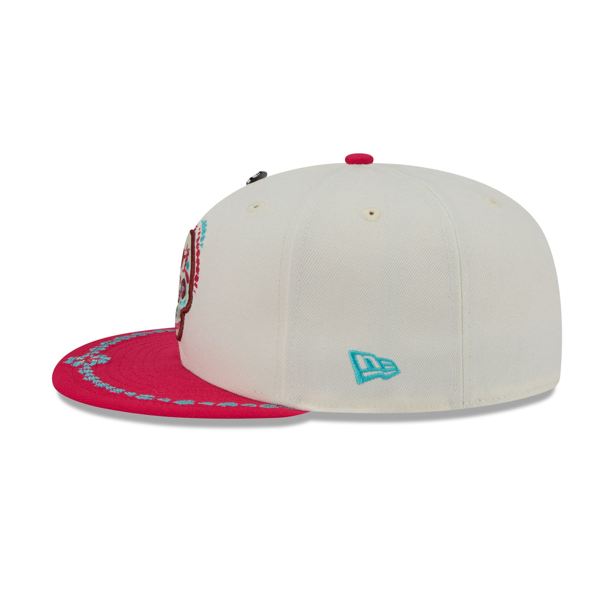 Chicago Bulls Day of the Dead Chrome White 59FIFTY Fitted Hat