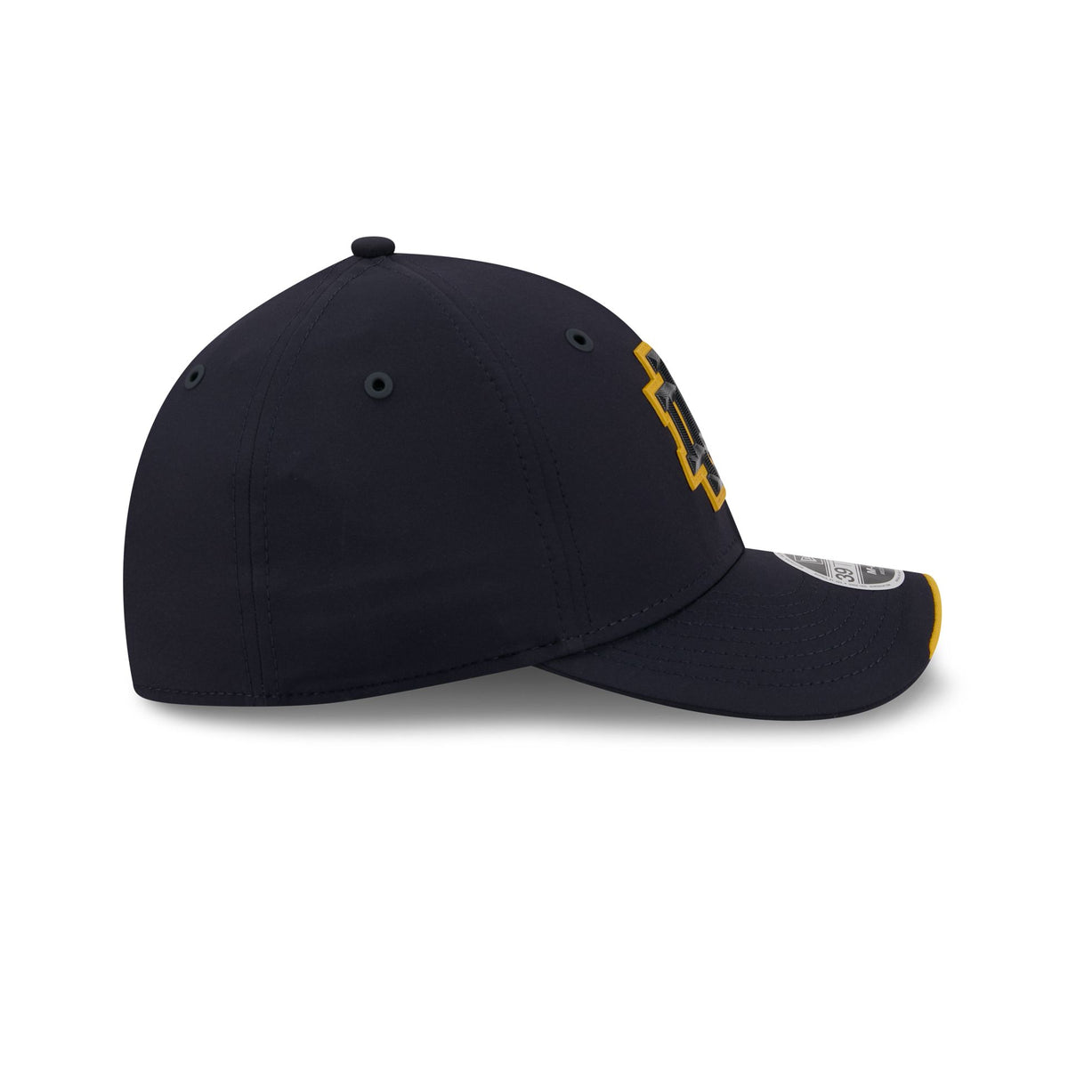 Notre Dame Fighting Irish Stadium Ready 39THIRTY M-Crown Stretch Fit Hat