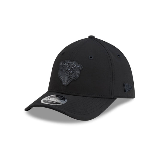 Chicago Bears 2026 Sideline Black 39THIRTY M-Crown Stretch Fit Hat