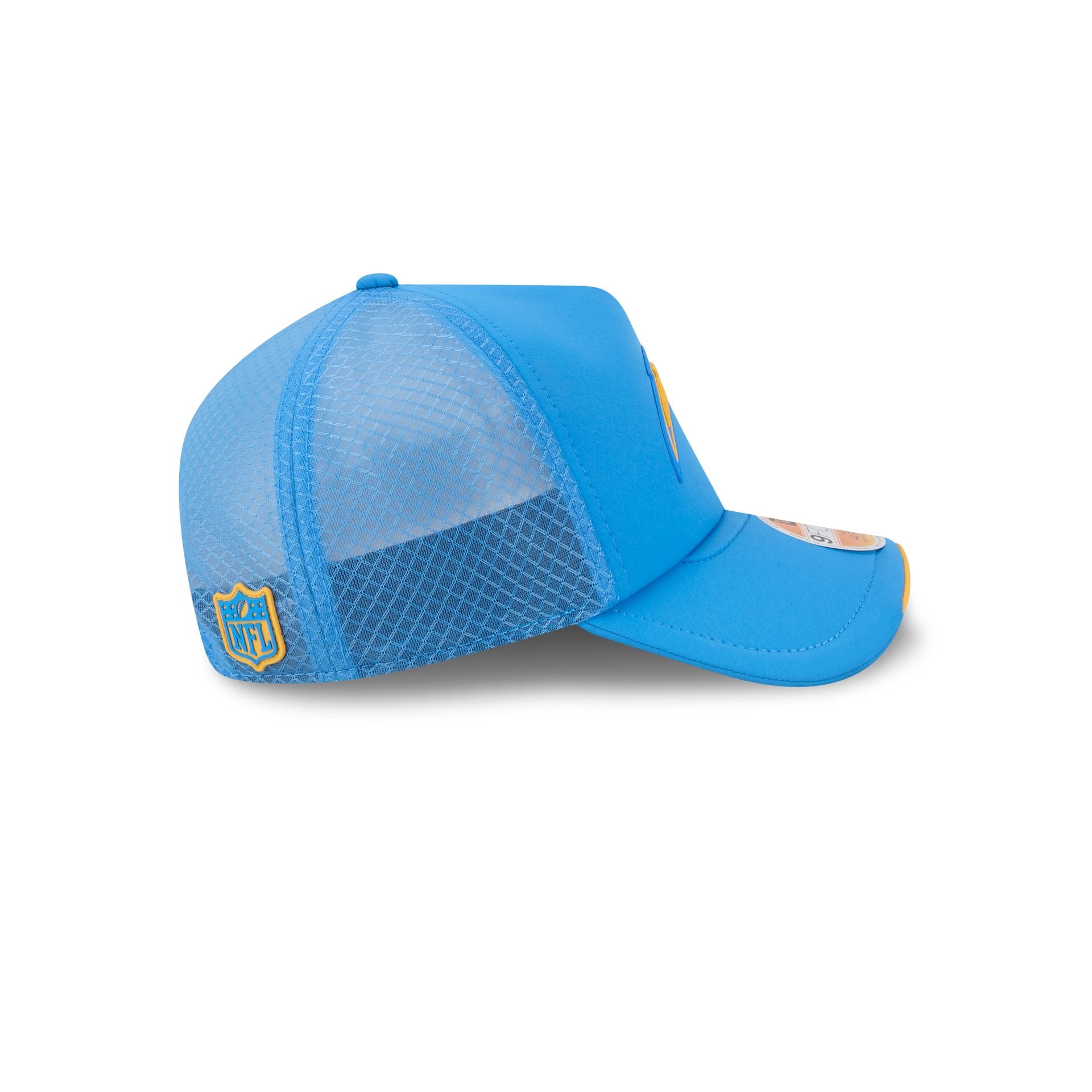 Los Angeles Chargers 2026 Sideline 9FORTY APEX Trucker Hat