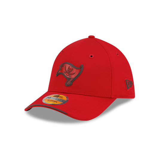Tampa Bay Buccaneers 2026 Sideline 39THIRTY M-Crown Stretch Fit Hat