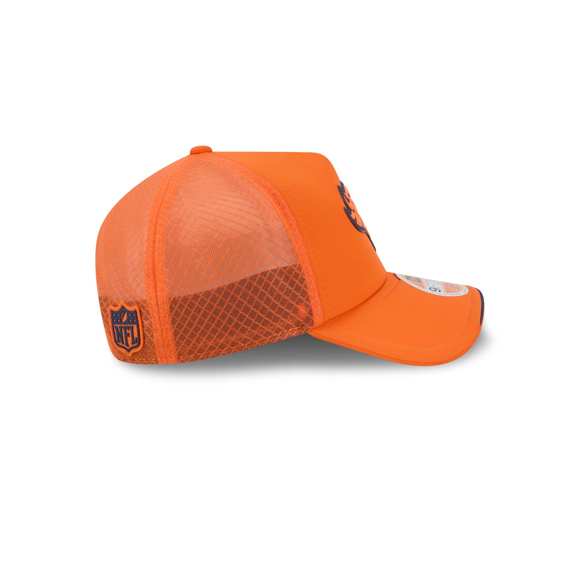 Denver Broncos 2026 Sideline 9FORTY APEX Trucker Hat