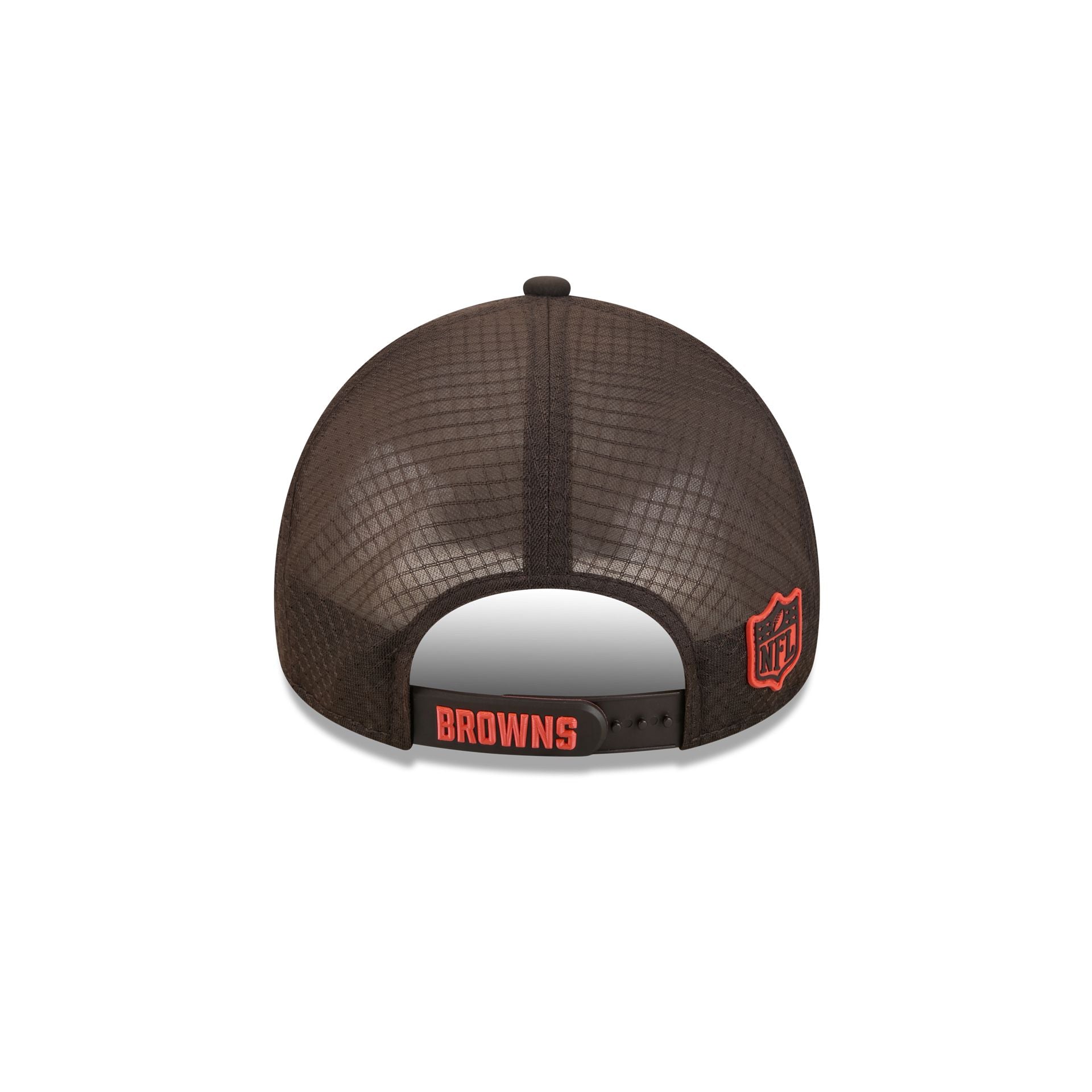 Cleveland Browns 2026 Sideline 9FORTY APEX Trucker Hat