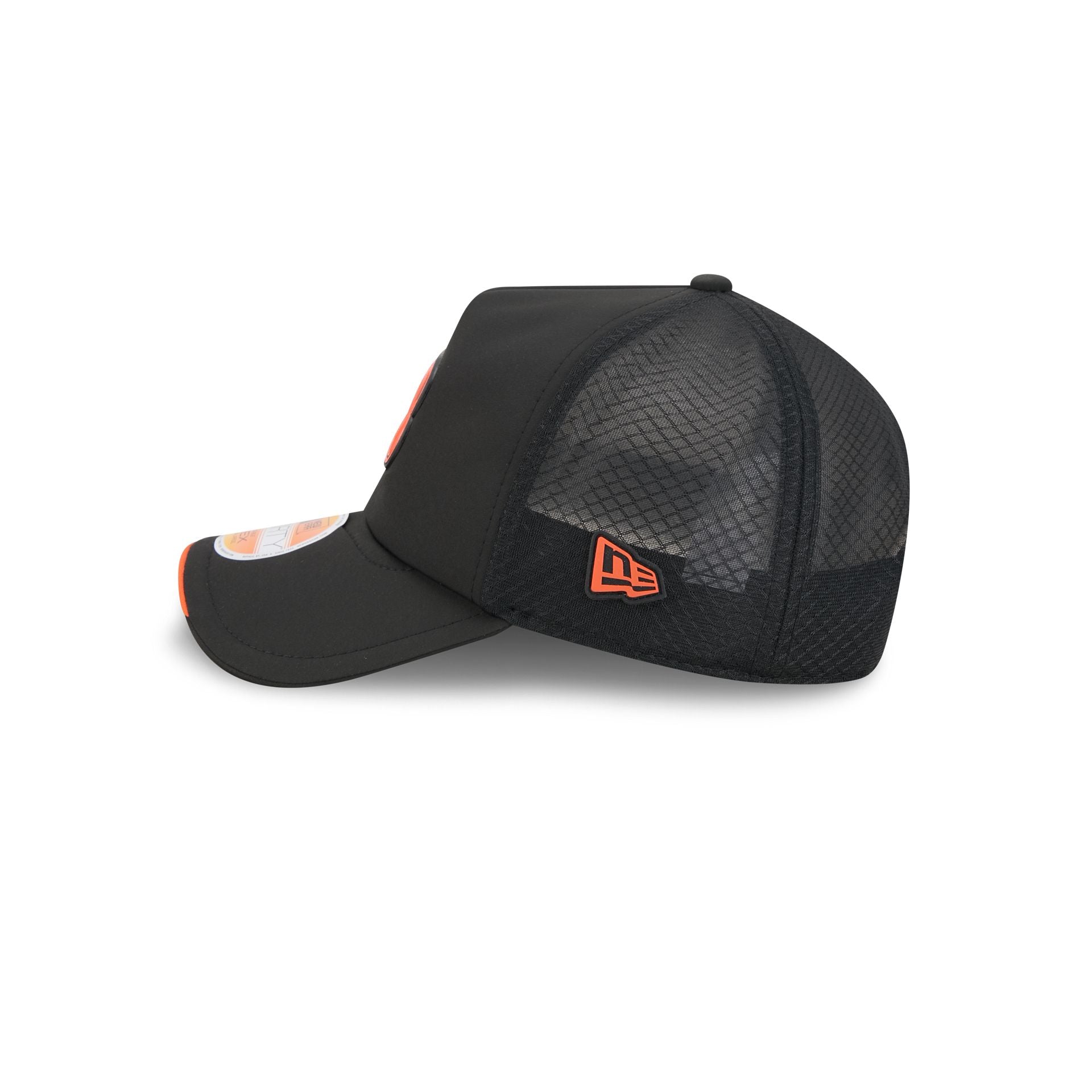 Cincinnati Bengals 2026 Sideline 9FORTY APEX Trucker Hat