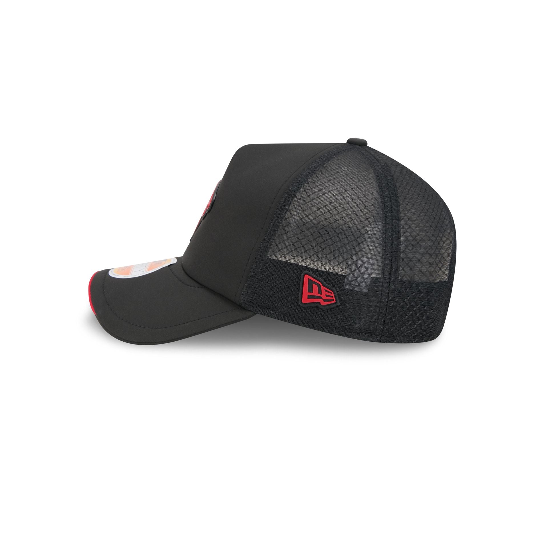 Atlanta Falcons 2026 Sideline 9FORTY APEX Trucker Hat