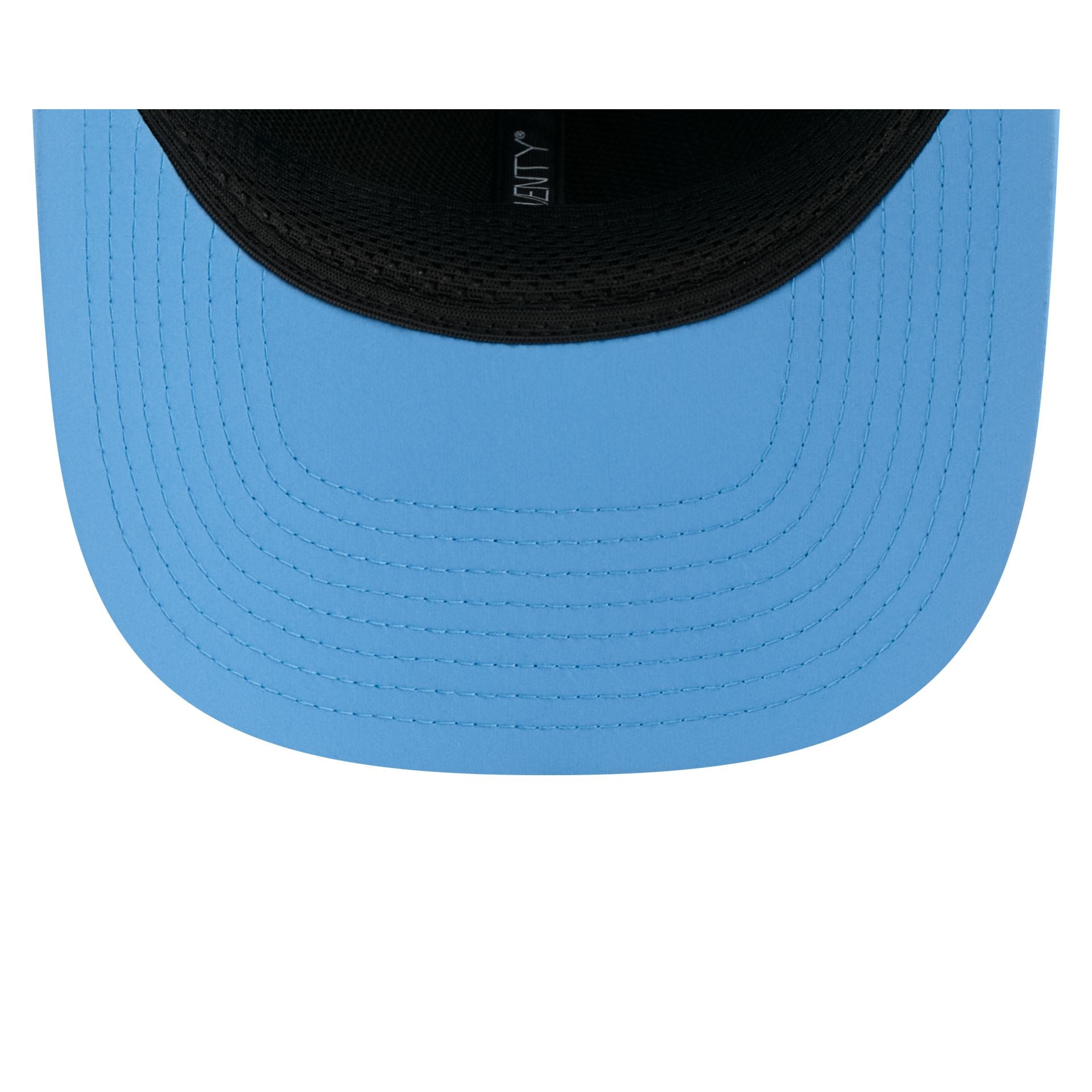 Tennessee Titans 2026 Sideline 9SEVENTY Stretch-Snap Hat