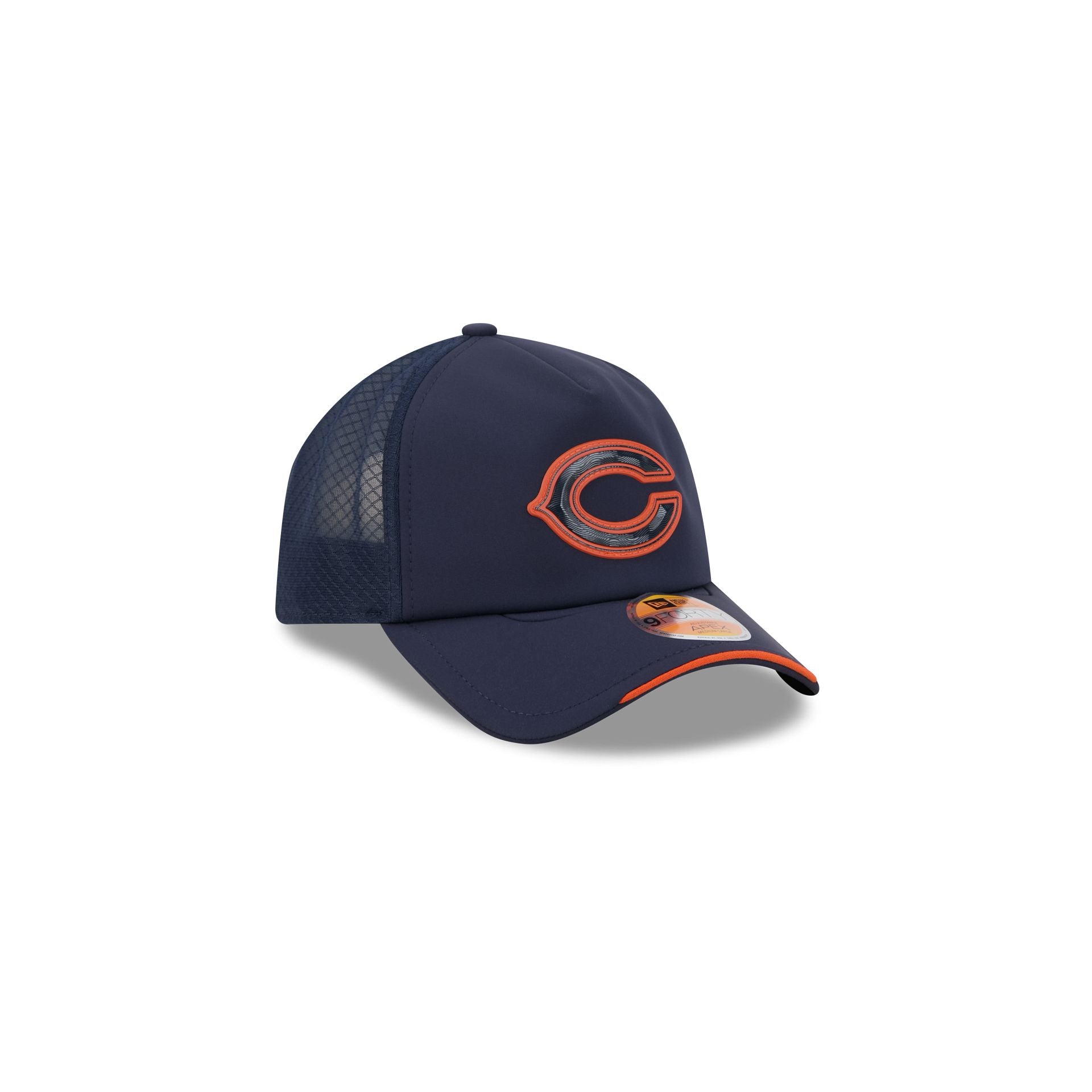 Chicago Bears 2026 Sideline Kids 9FORTY APEX Trucker Hat