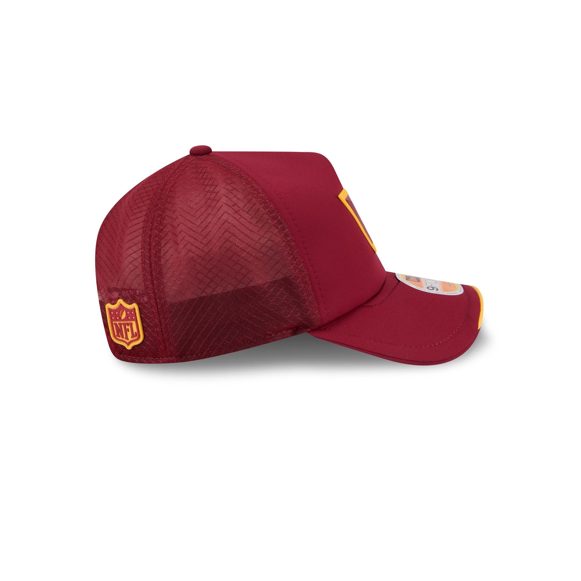 Washington Commanders 2026 Sideline 9FORTY APEX Trucker Hat