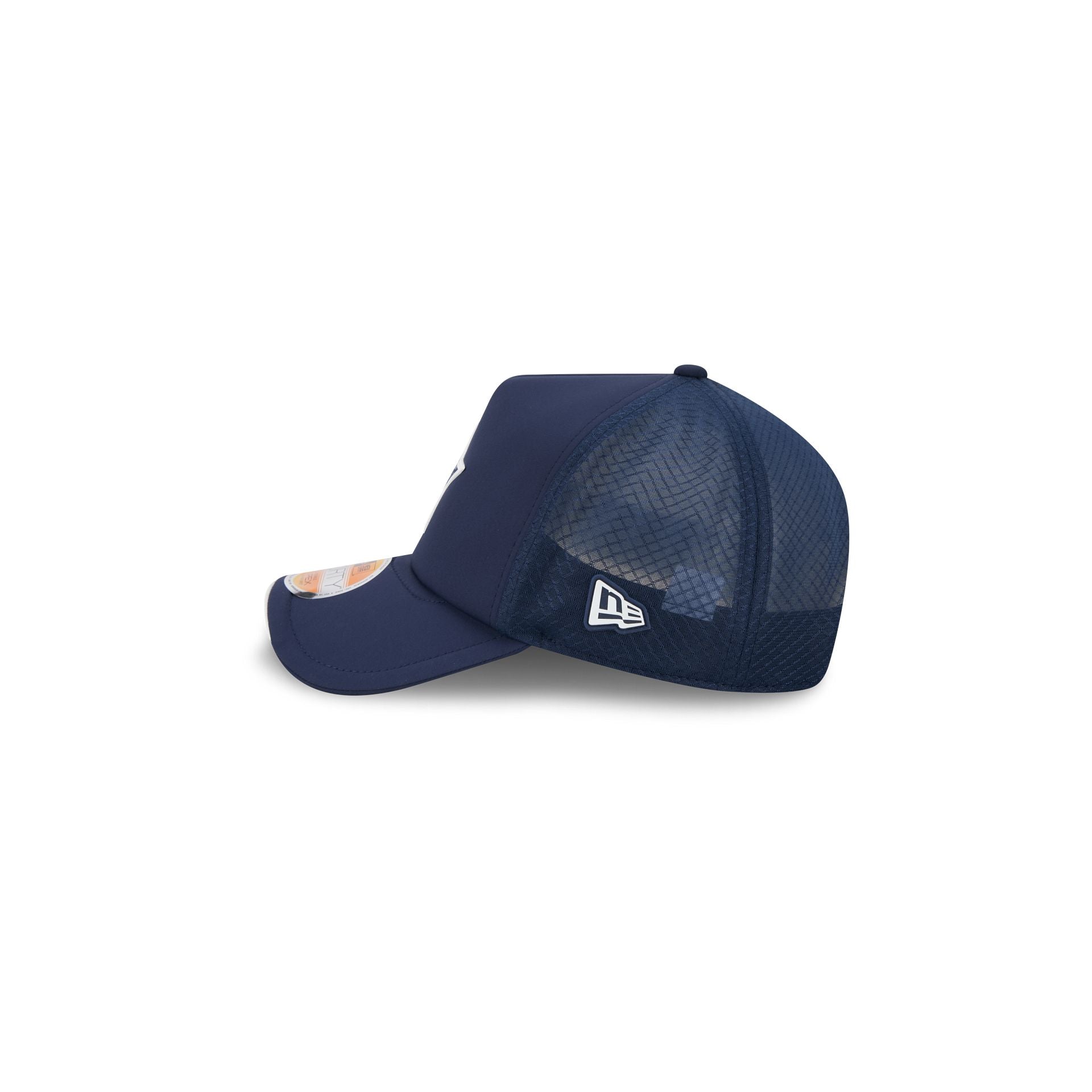 Dallas Cowboys 2026 Sideline Kids 9FORTY APEX Trucker Hat