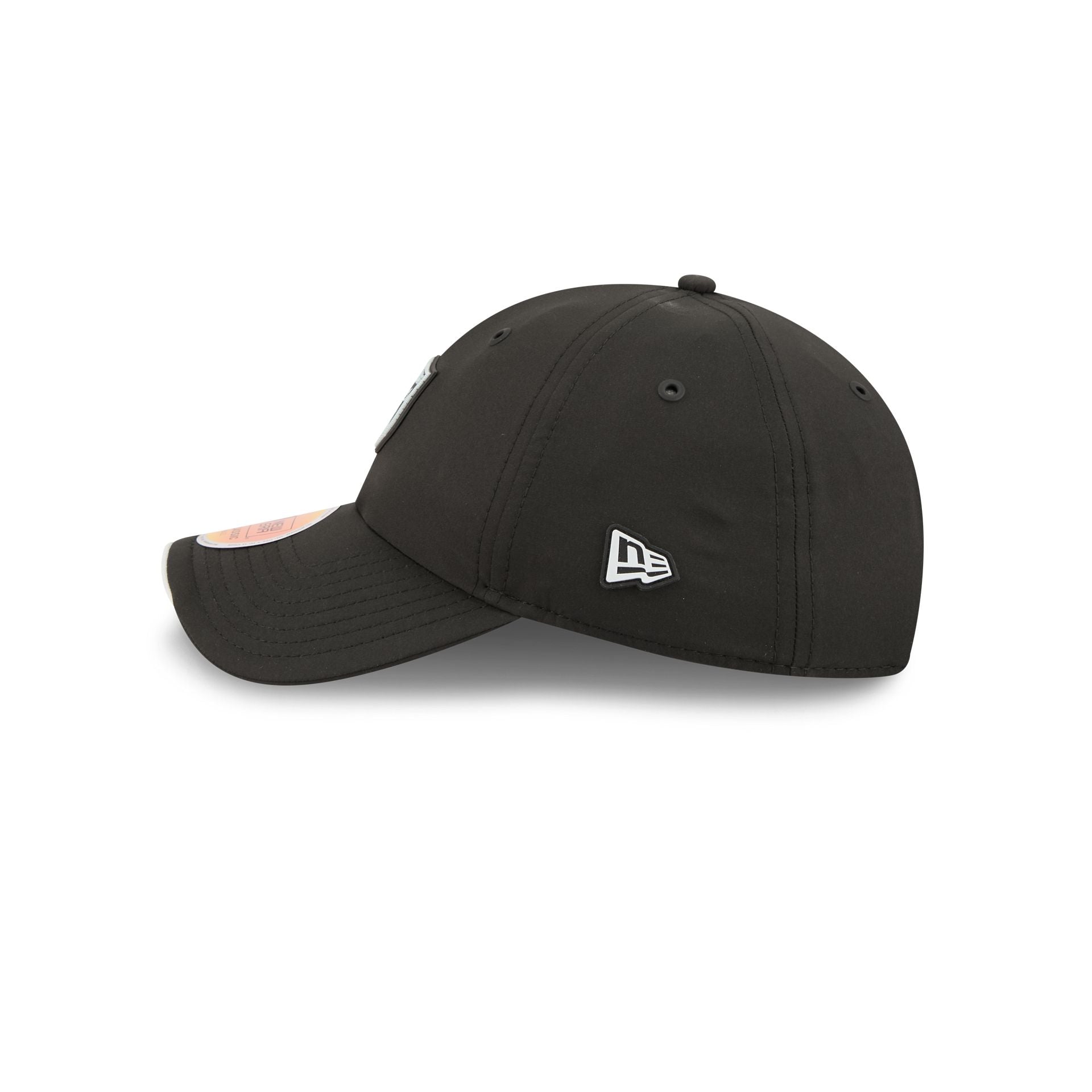 Las Vegas Raiders 2026 Sideline Casual Classic Snapback Hat