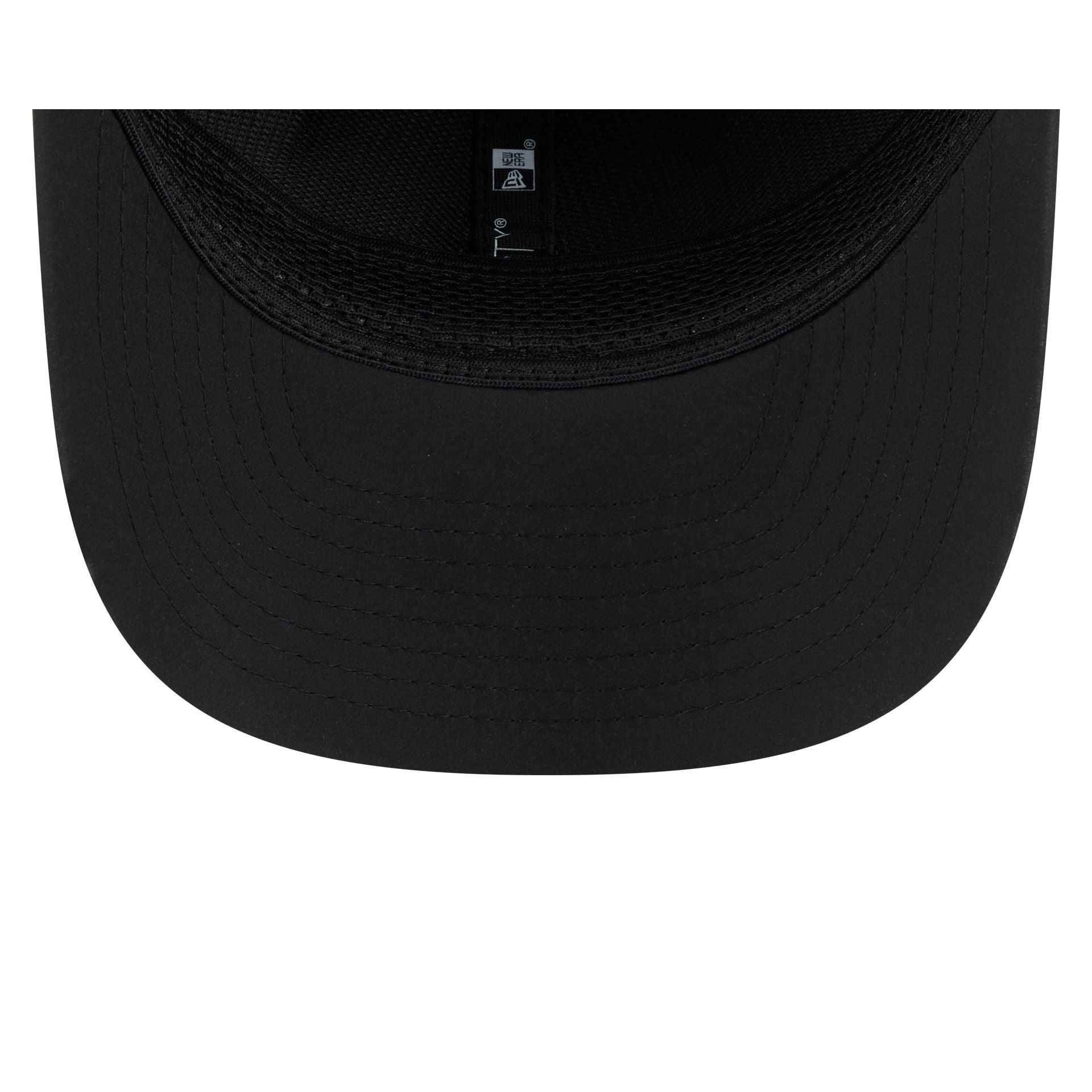 Chicago Bears 2026 Sideline Black 9SEVENTY Stretch-Snap Hat