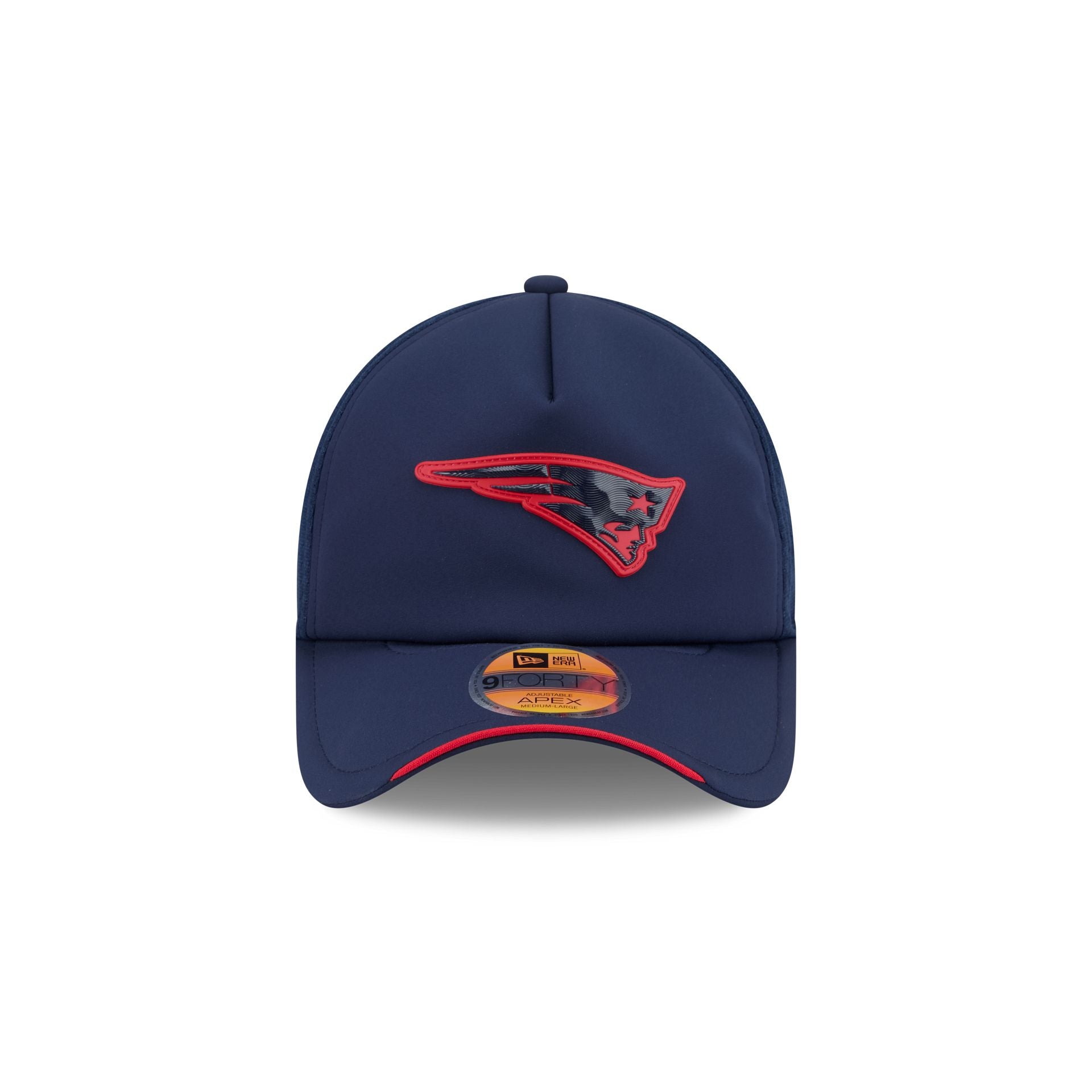 New England Patriots 2026 Sideline 9FORTY APEX Trucker Hat