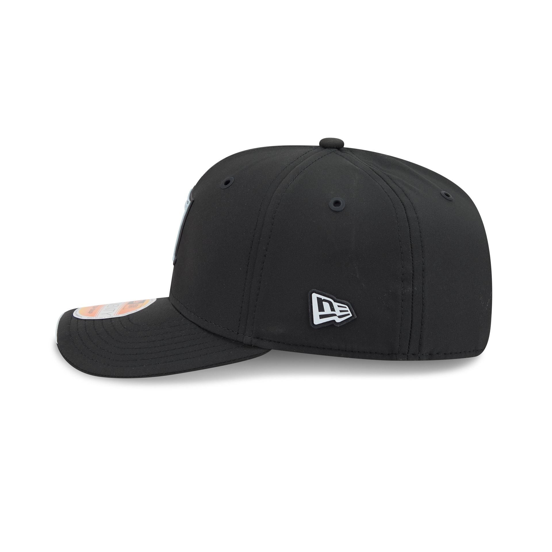 Las Vegas Raiders 2026 Sideline Historic 9SEVENTY Stretch-Snap Hat