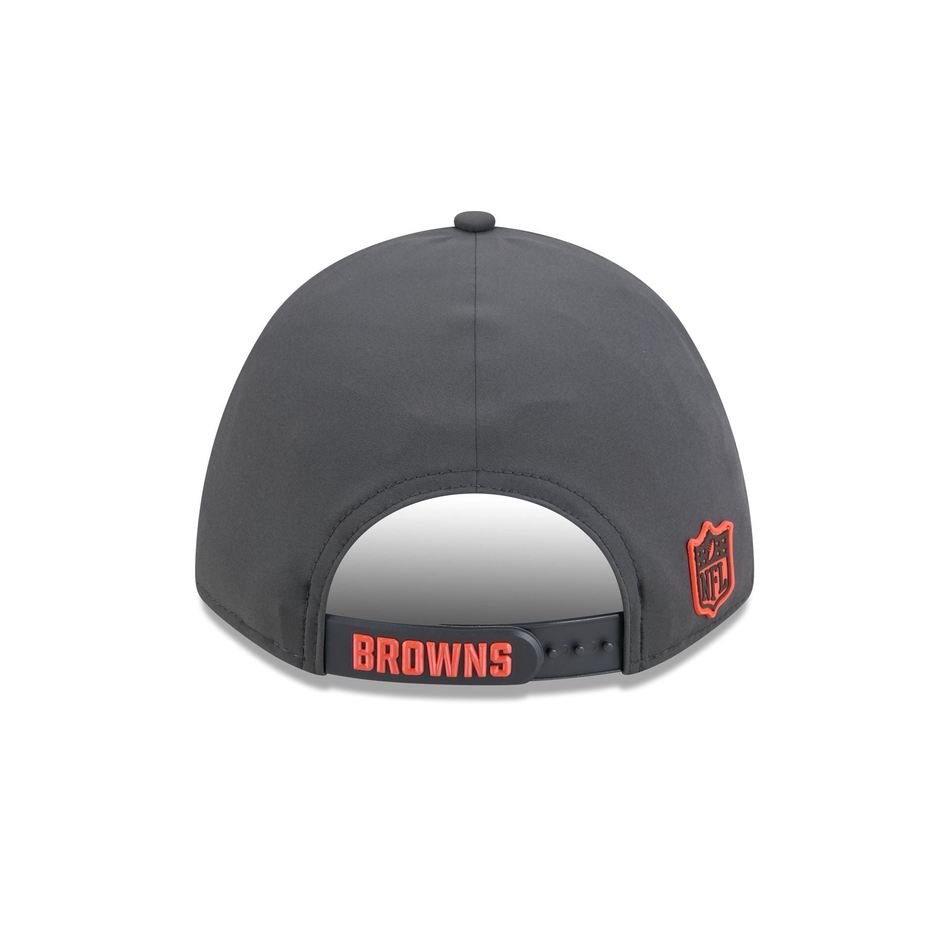 New Era 9FORTY BLACK LABEL SS26 ブラウンキャップ Cleveland Browns 2026 Sideline Cold Weather 9FORTY M-Crown