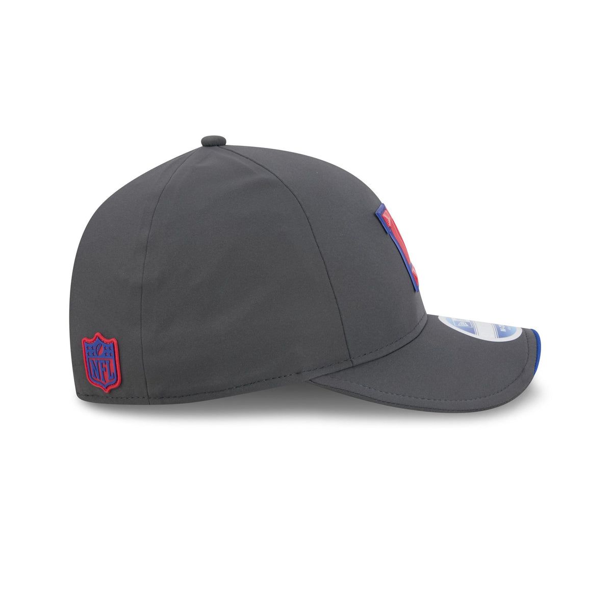 New York Giants 2026 Sideline Cold Weather 9FORTY M-Crown Snapback Hat