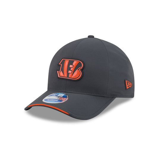 Cincinnati Bengals 2026 Sideline Cold Weather 9FORTY M-Crown Snapback Hat