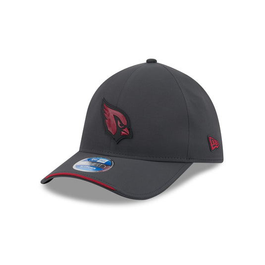 Arizona Cardinals 2026 Sideline Cold Weather 39THIRTY M-Crown Stretch Fit Hat