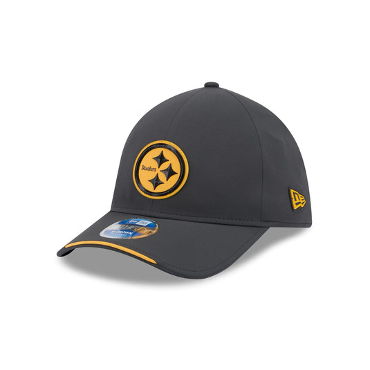 Pittsburgh Steelers 2026 Sideline Cold Weather 39THIRTY M-Crown Stretch Fit Hat