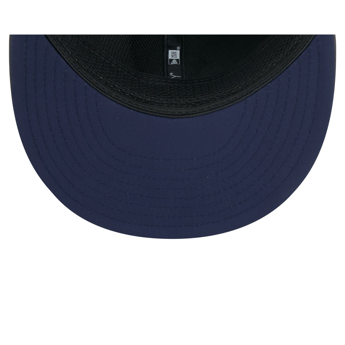 New York Giants 2026 Sideline Cold Weather Historic 9FIFTY Snapback Hat