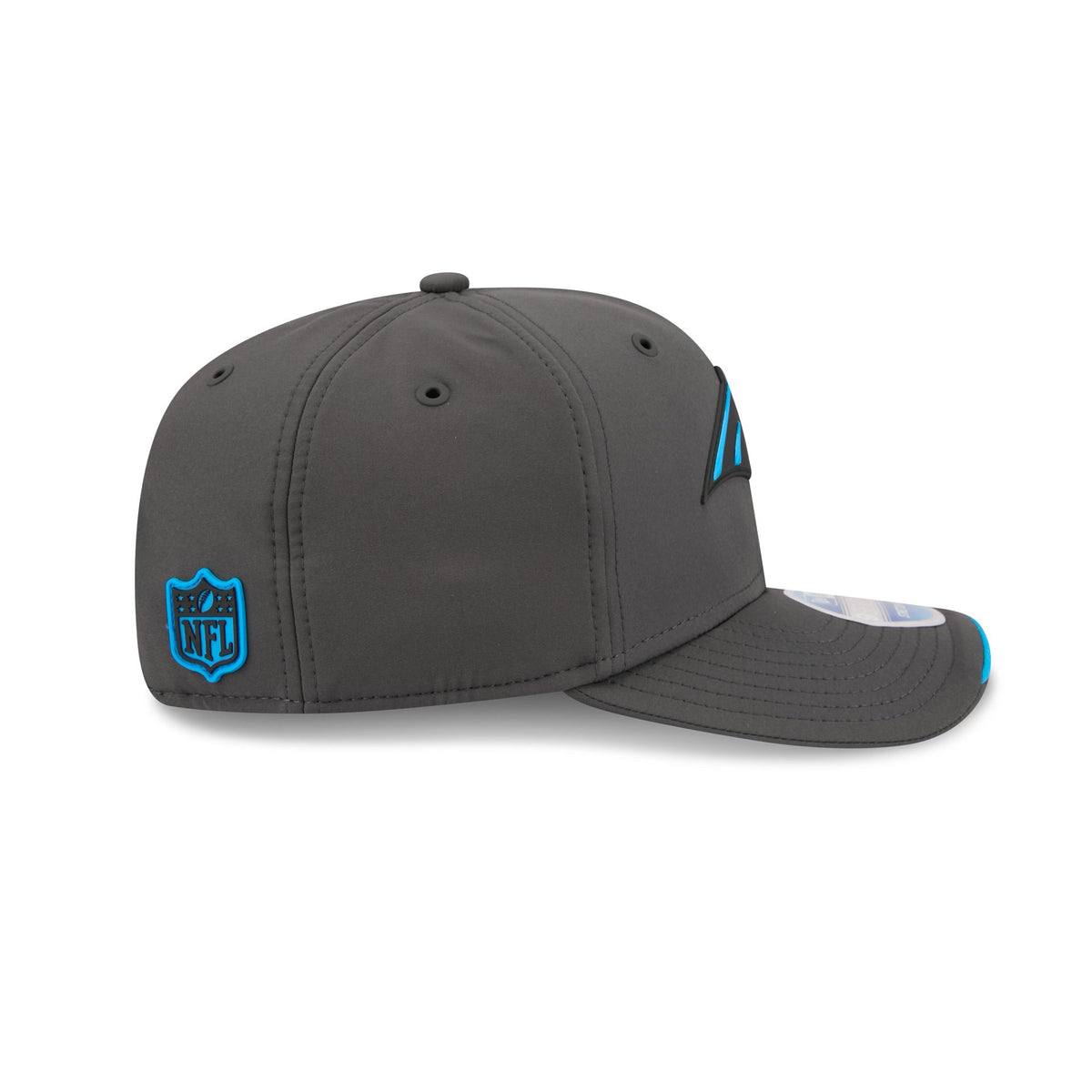 Carolina Panthers 2026 Sideline Cold Weather 9SEVENTY Stretch-Snap Hat