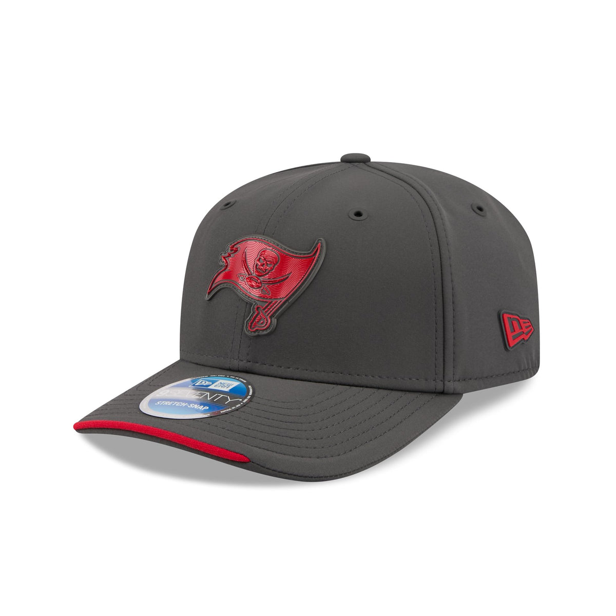 Tampa Bay Buccaneers 2026 Sideline Cold Weather 9SEVENTY Stretch-Snap Hat