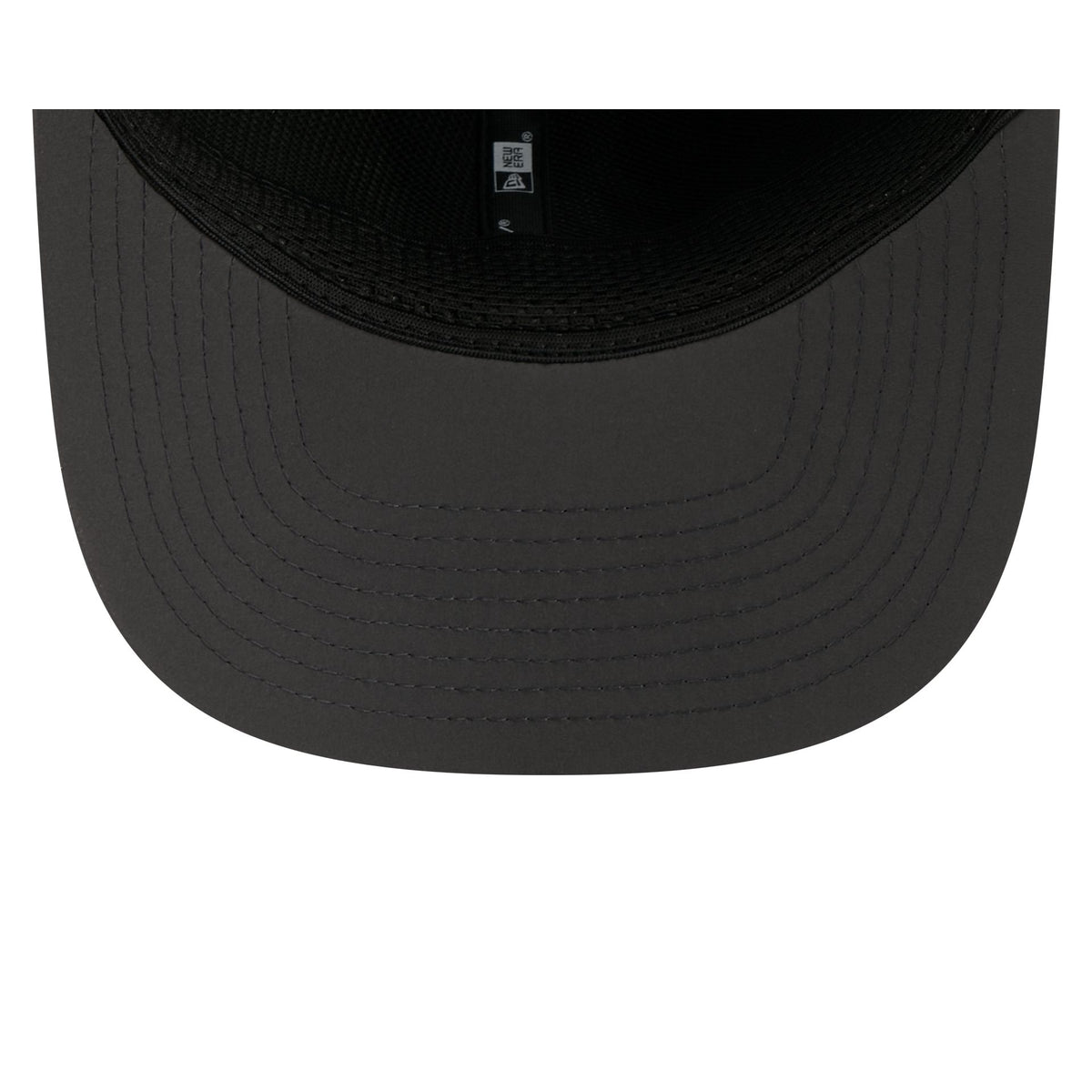 Tampa Bay Buccaneers 2026 Sideline Cold Weather 9SEVENTY Stretch-Snap Hat