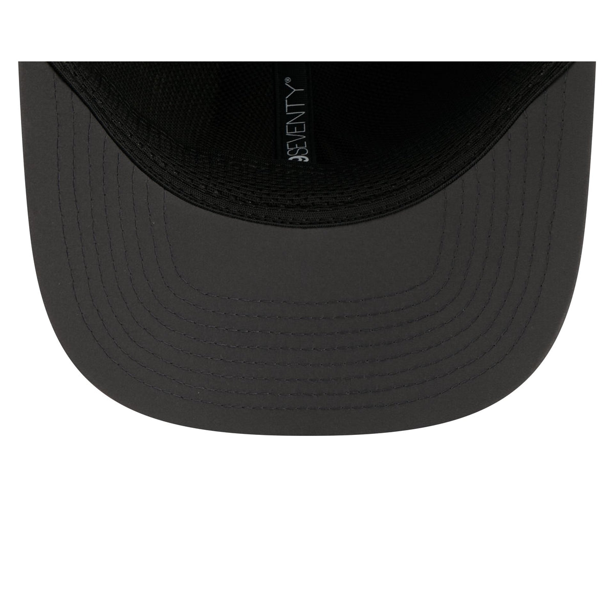 Dallas Cowboys 2026 Sideline Cold Weather 9SEVENTY Stretch-Snap Hat