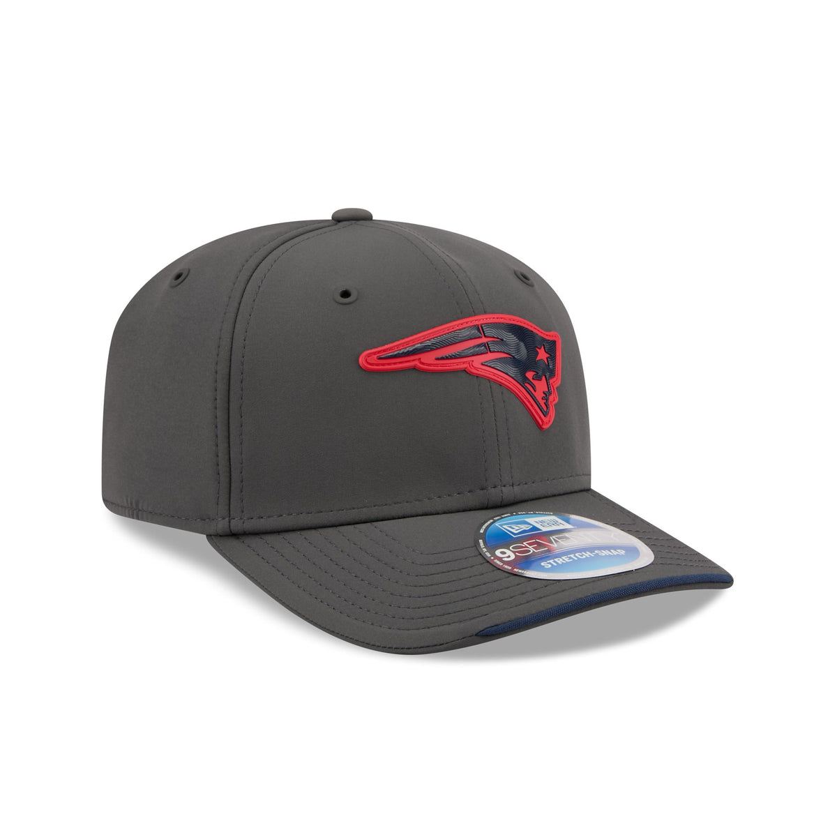 New England Patriots 2026 Sideline Cold Weather 9SEVENTY Stretch-Snap Hat