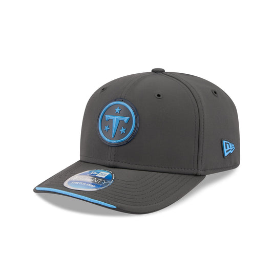 Tennessee Titans 2026 Sideline Cold Weather 9SEVENTY Stretch-Snap Hat