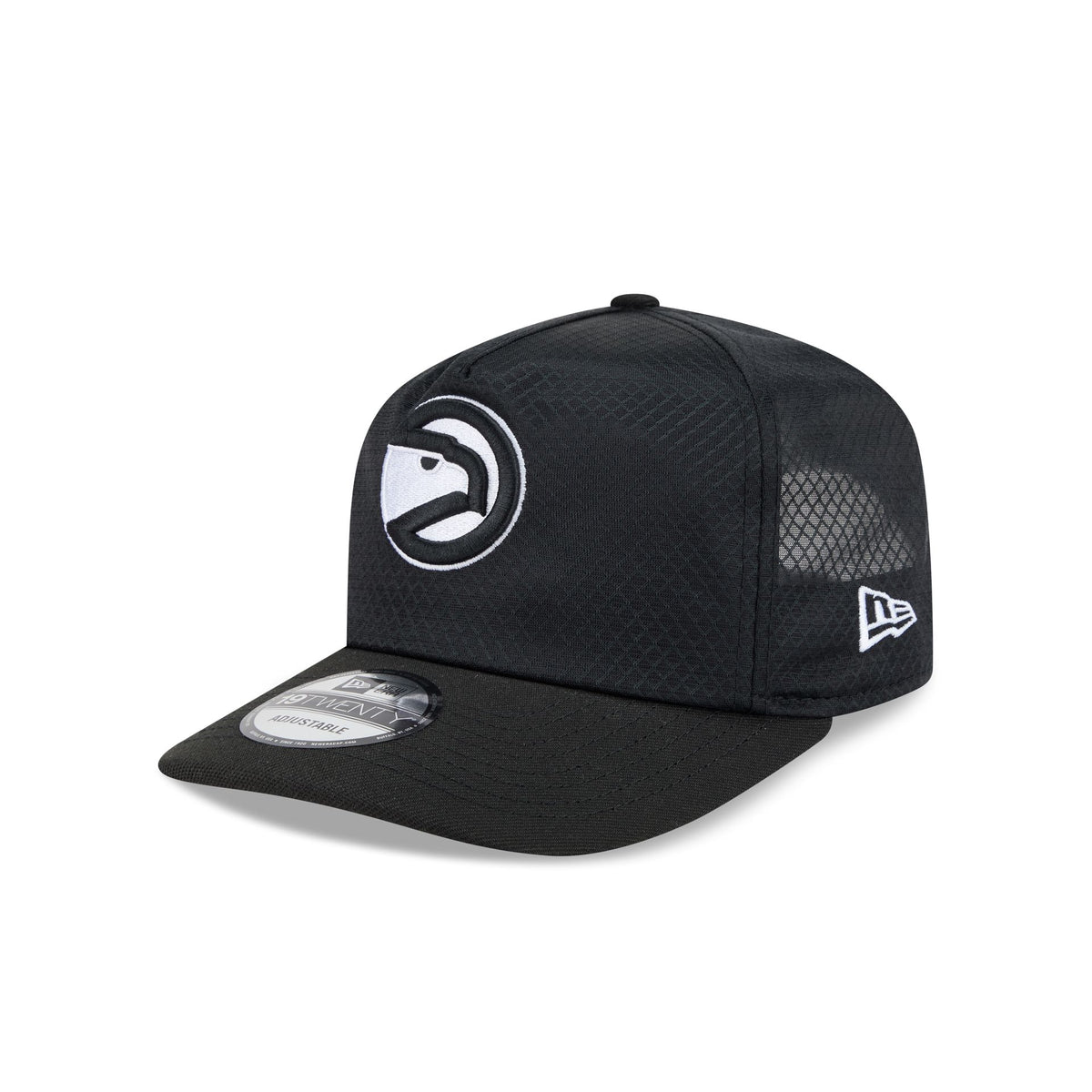 Atlanta Hawks Black & White Mesh 19TWENTY Trucker Hat