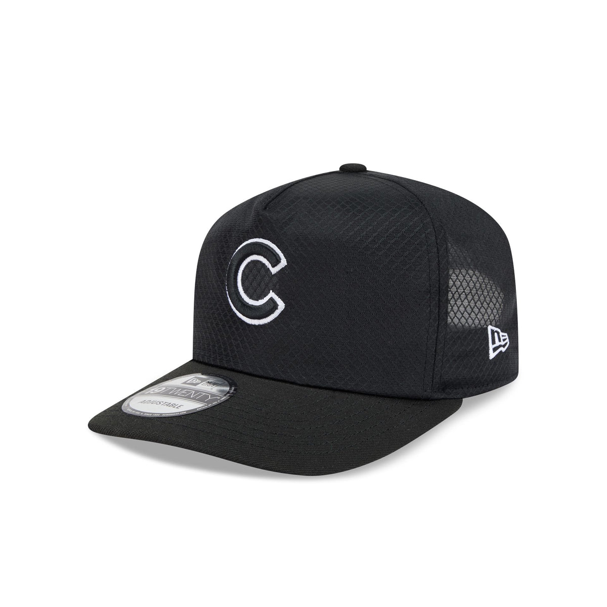 Chicago Cubs Black & White Mesh 19TWENTY Trucker Hat