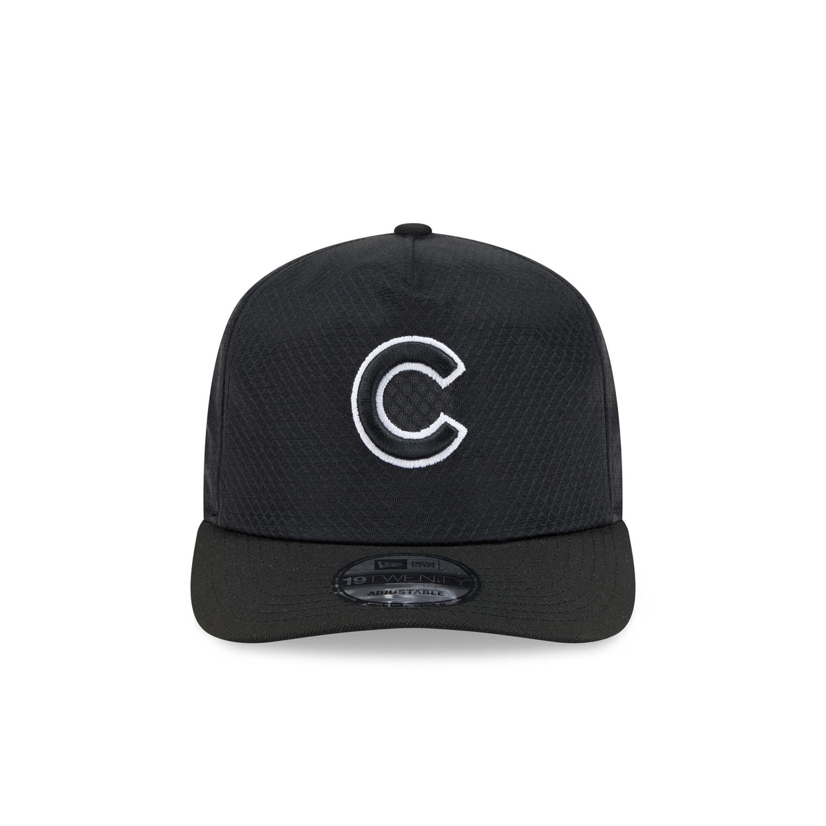 Chicago Cubs Black & White Mesh 19TWENTY Trucker Hat