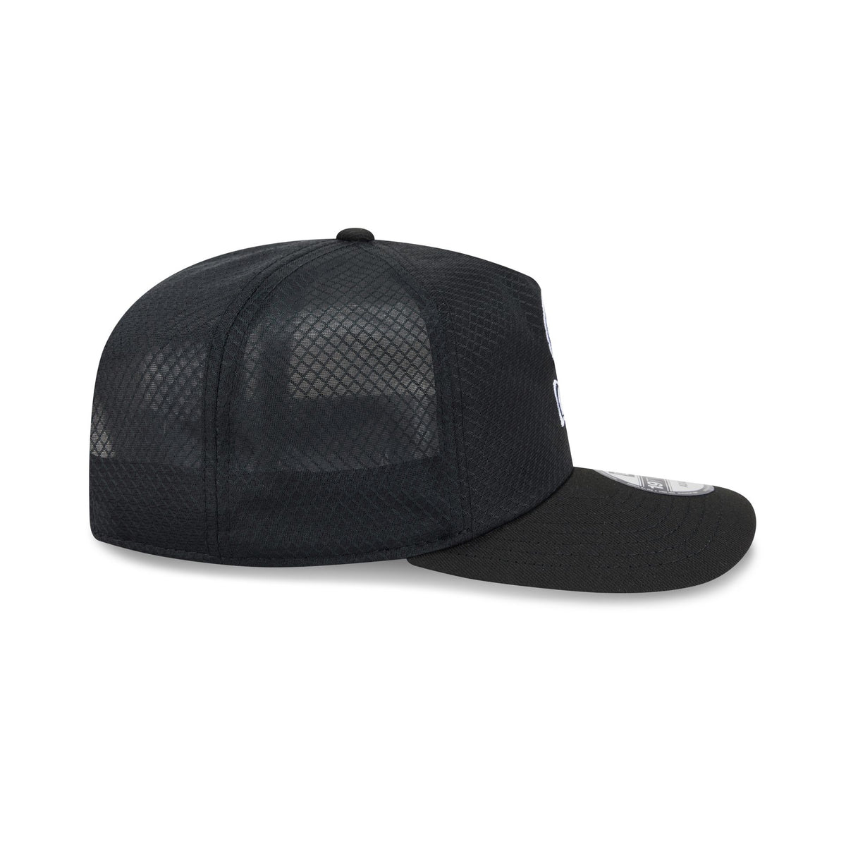 Seattle Mariners Black & White Mesh 19TWENTY Trucker Hat