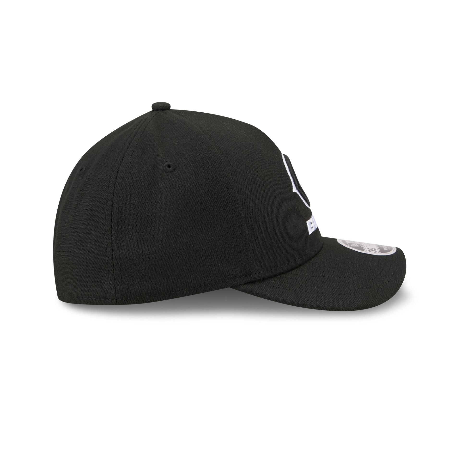 Chicago Bears Poly Black & White 39THIRTY M-Crown A-Frame Stretch Fit Hat