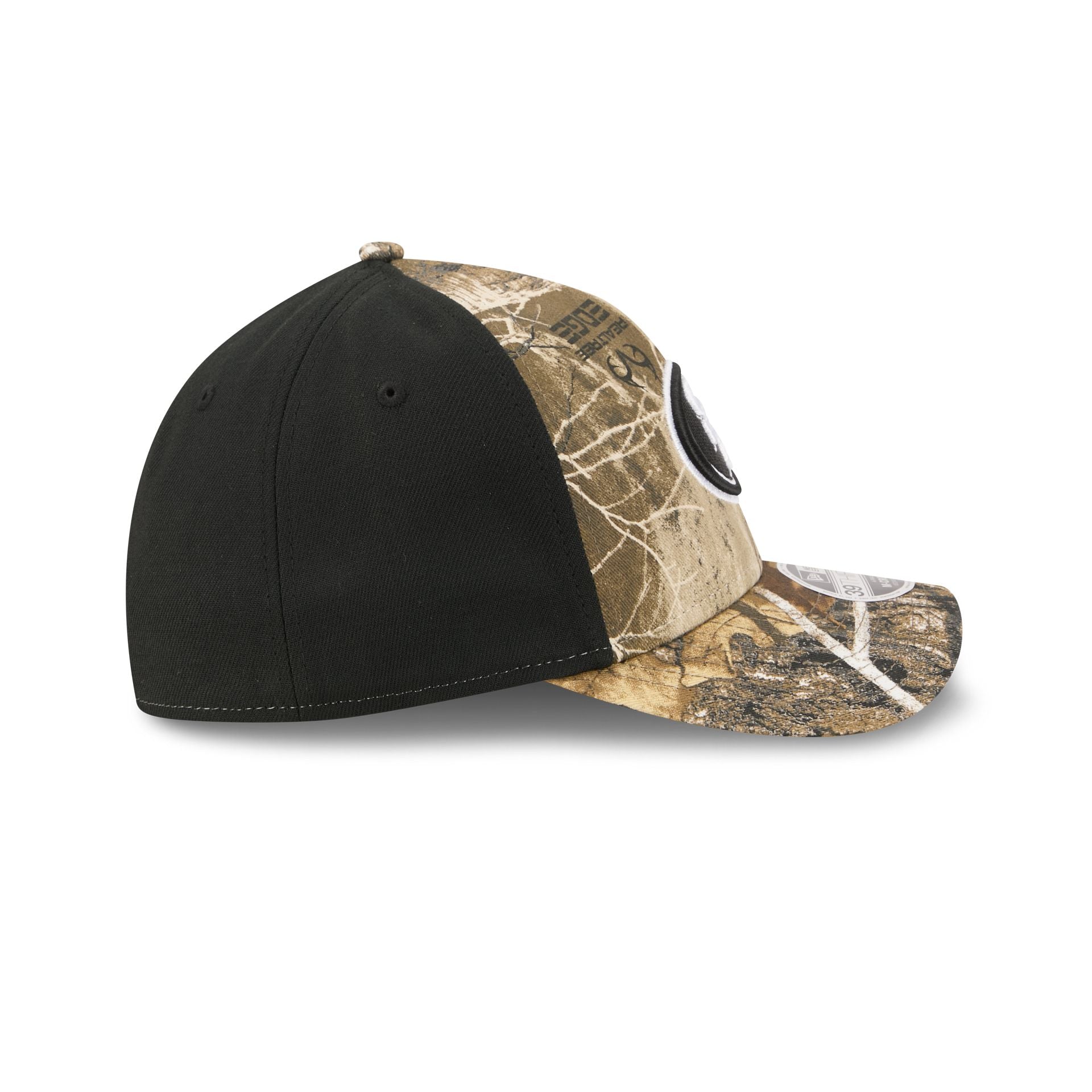 San Francisco 49ers Poly Realtree 39THIRTY M-Crown A-Frame Stretch Fit Hat