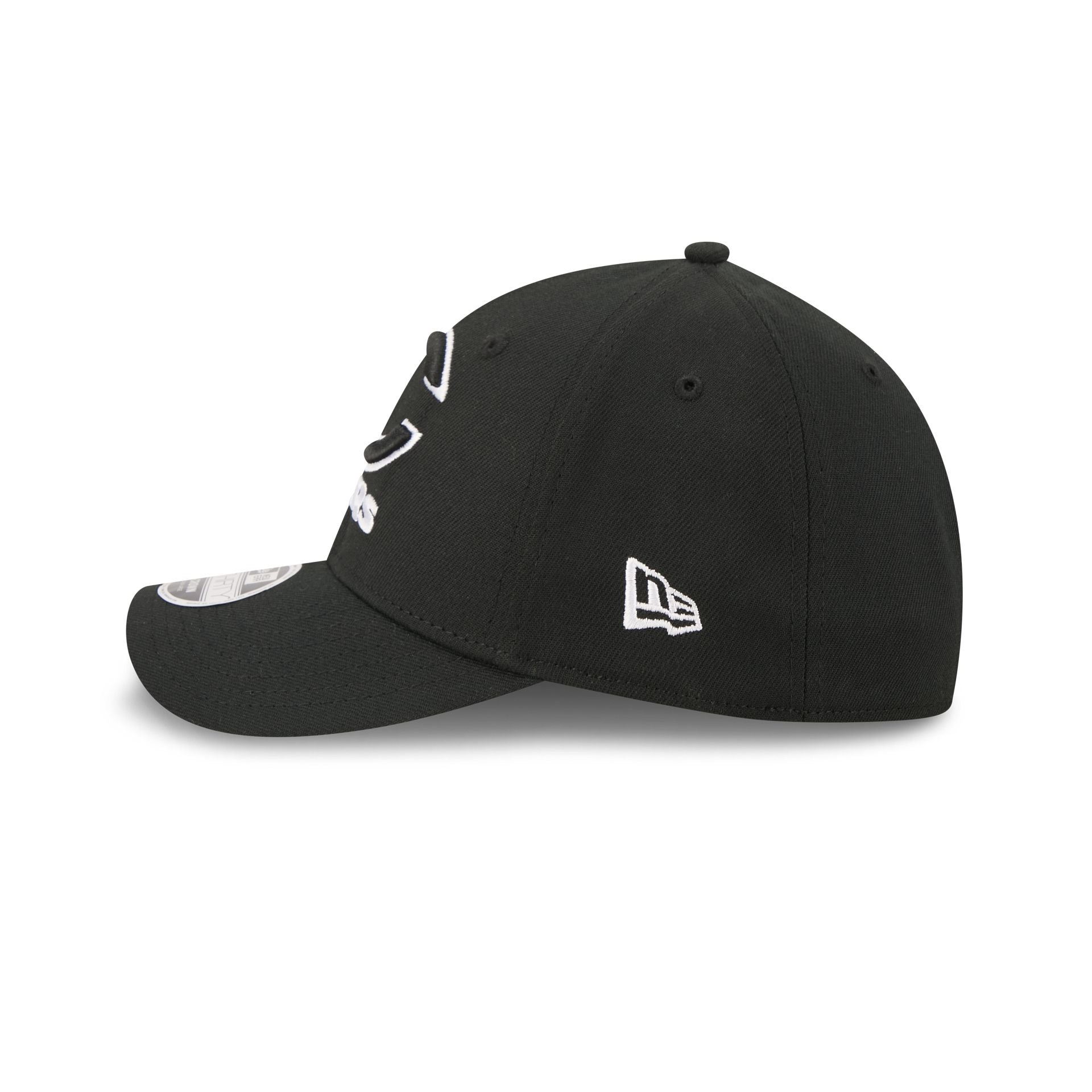 Chicago Bears Poly Black & White 39THIRTY M-Crown Stretch Fit Hat