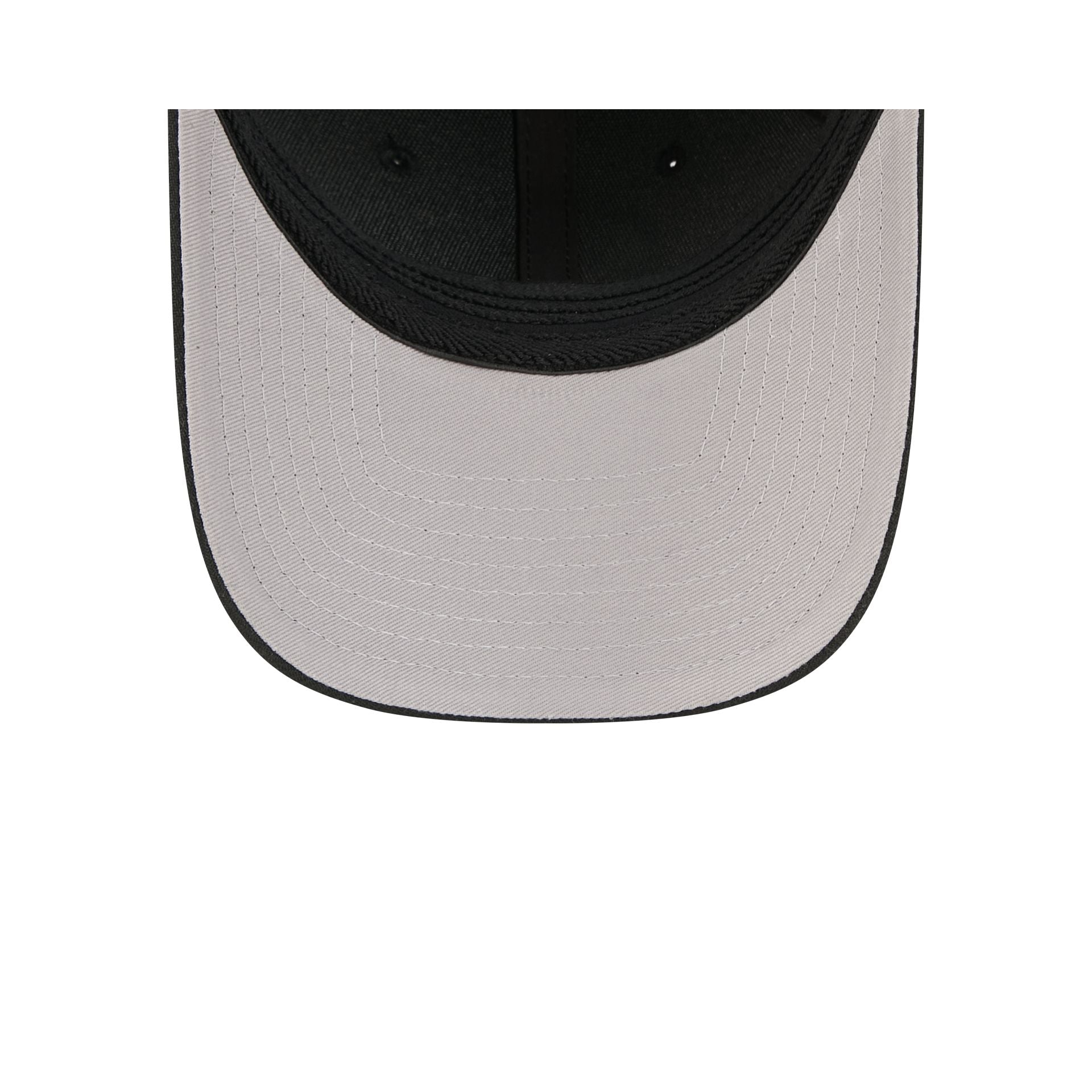 Chicago Bears Poly Black & White 39THIRTY M-Crown Stretch Fit Hat