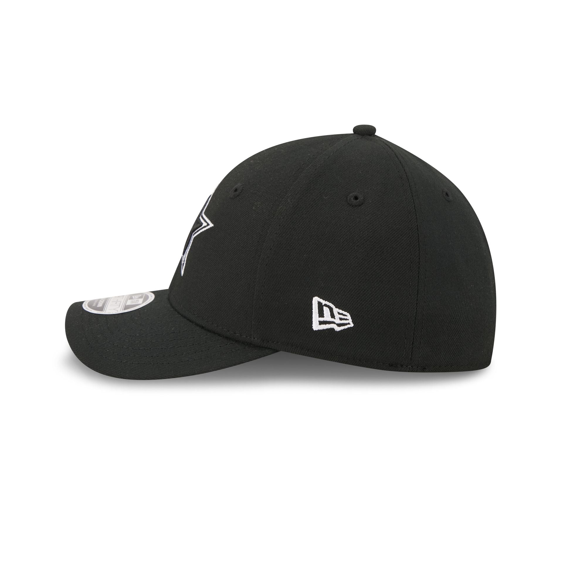Dallas Cowboys Poly Black & White 39THIRTY M-Crown Stretch Fit Hat
