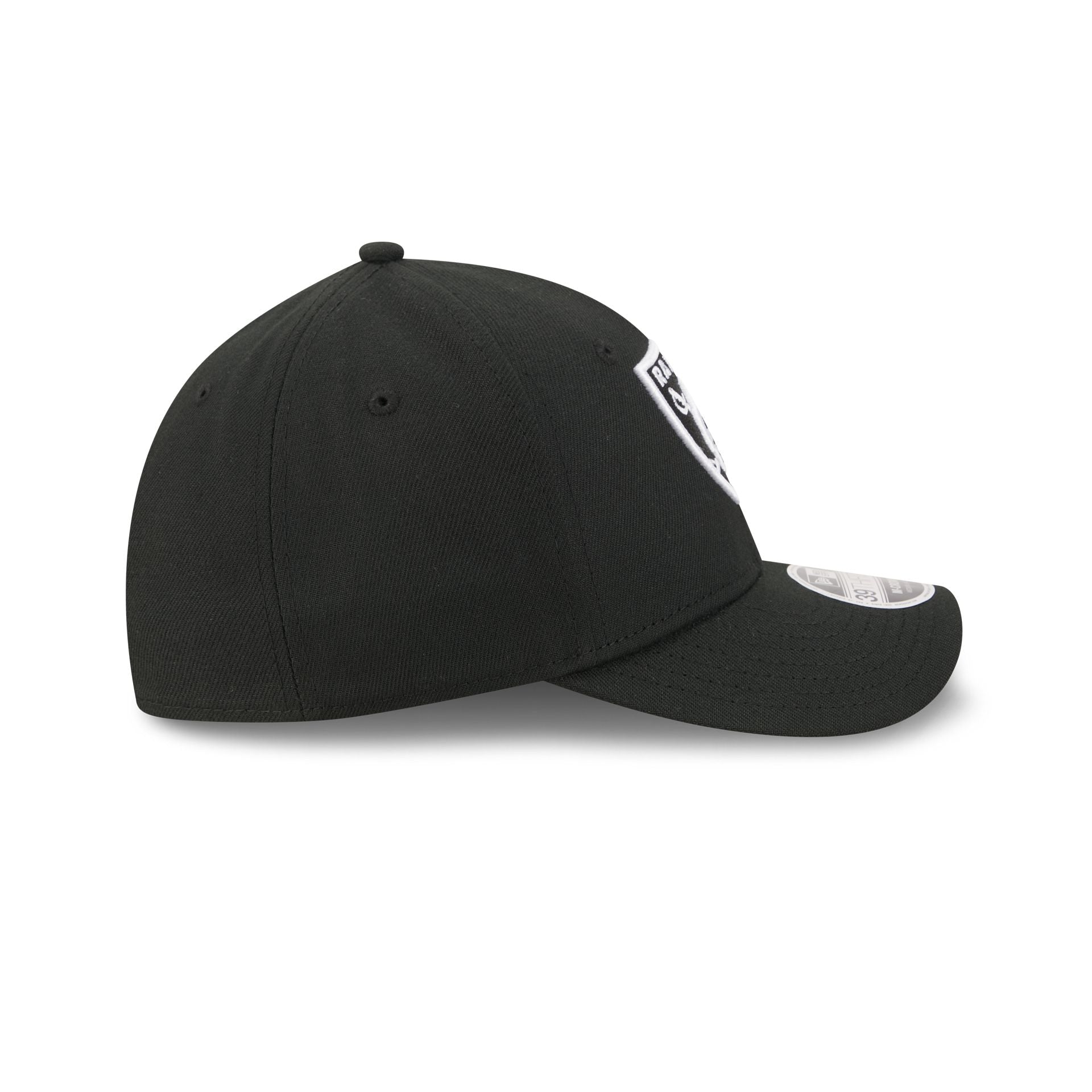 Las Vegas Raiders Poly Black & White 39THIRTY M-Crown Stretch Fit Hat