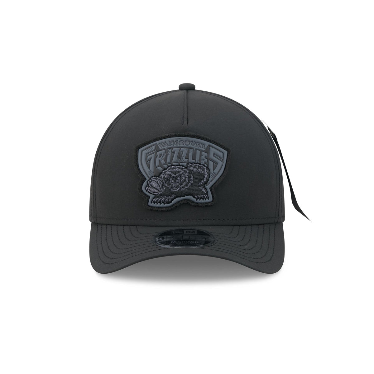 Alpha Industries x Vancouver Grizzlies Nylon Black 9FORTY M-Crown A-Frame Snapback Hat
