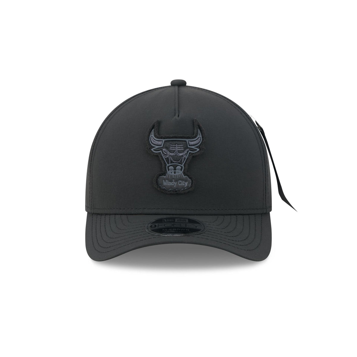 Alpha Industries x Chicago Bulls Nylon Black 9FORTY M-Crown A-Frame Snapback Hat
