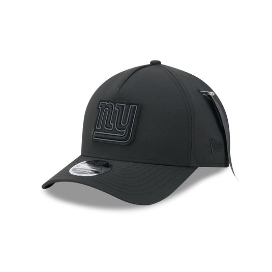 Alpha Industries x New York Giants Nylon Black 9FORTY M-Crown A-Frame Snapback Hat